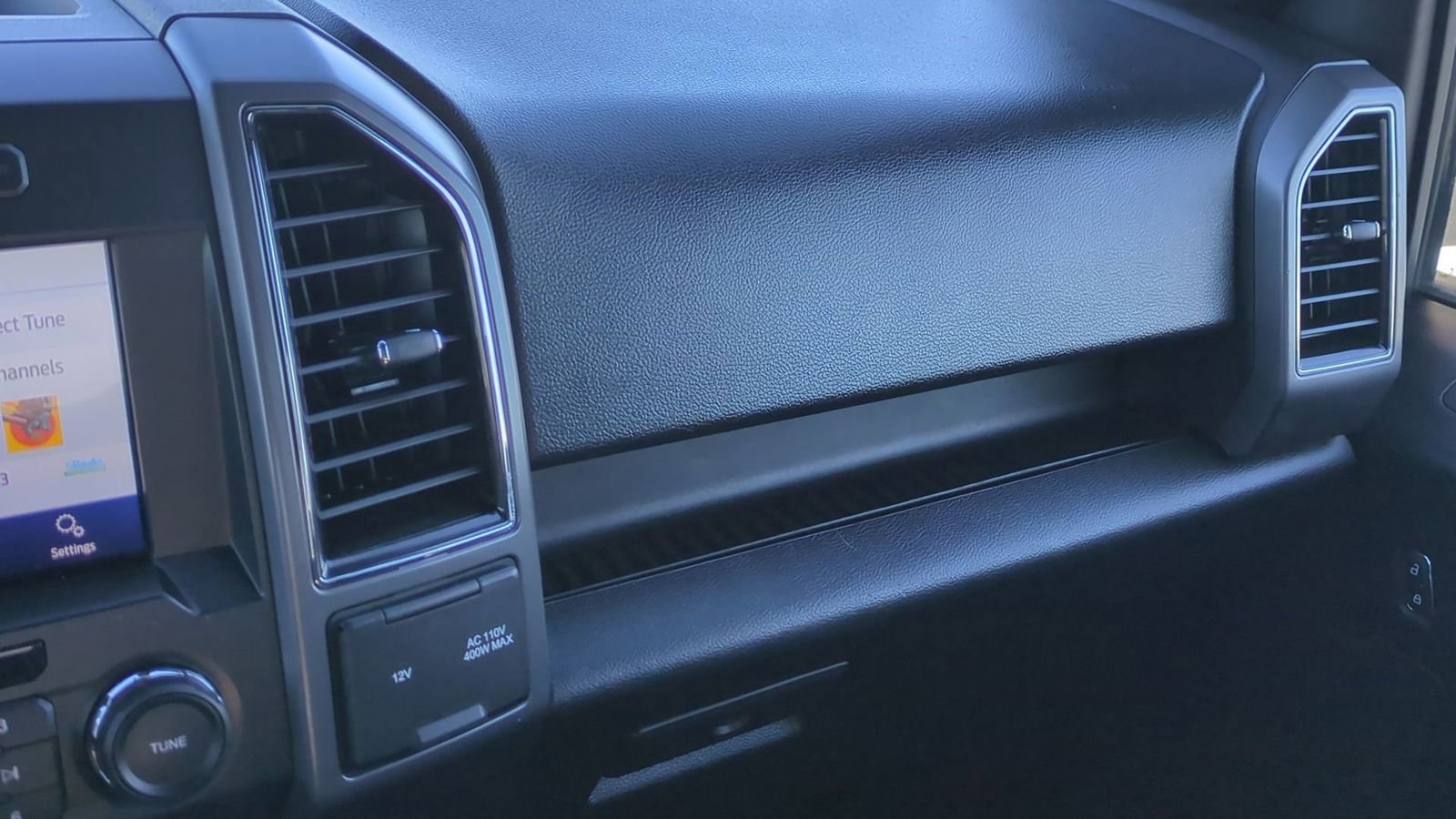 Certified 2020 Ford F150 XLT w/ Equipment Group 302A Luxury image 22