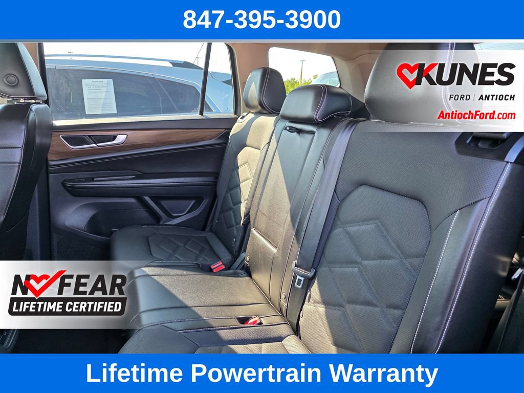 Used 2024 Volkswagen Atlas SE AWD/4WD image 20