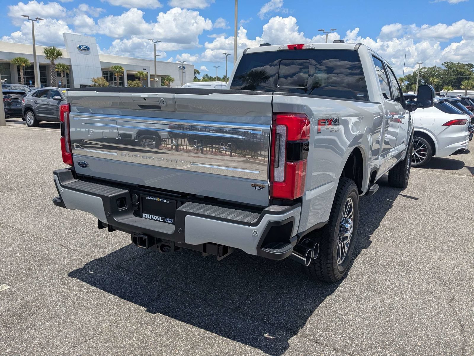 Certified 2026 Ford F350 Platinum w/ Platinum Plus Package AWD/4WD image 4
