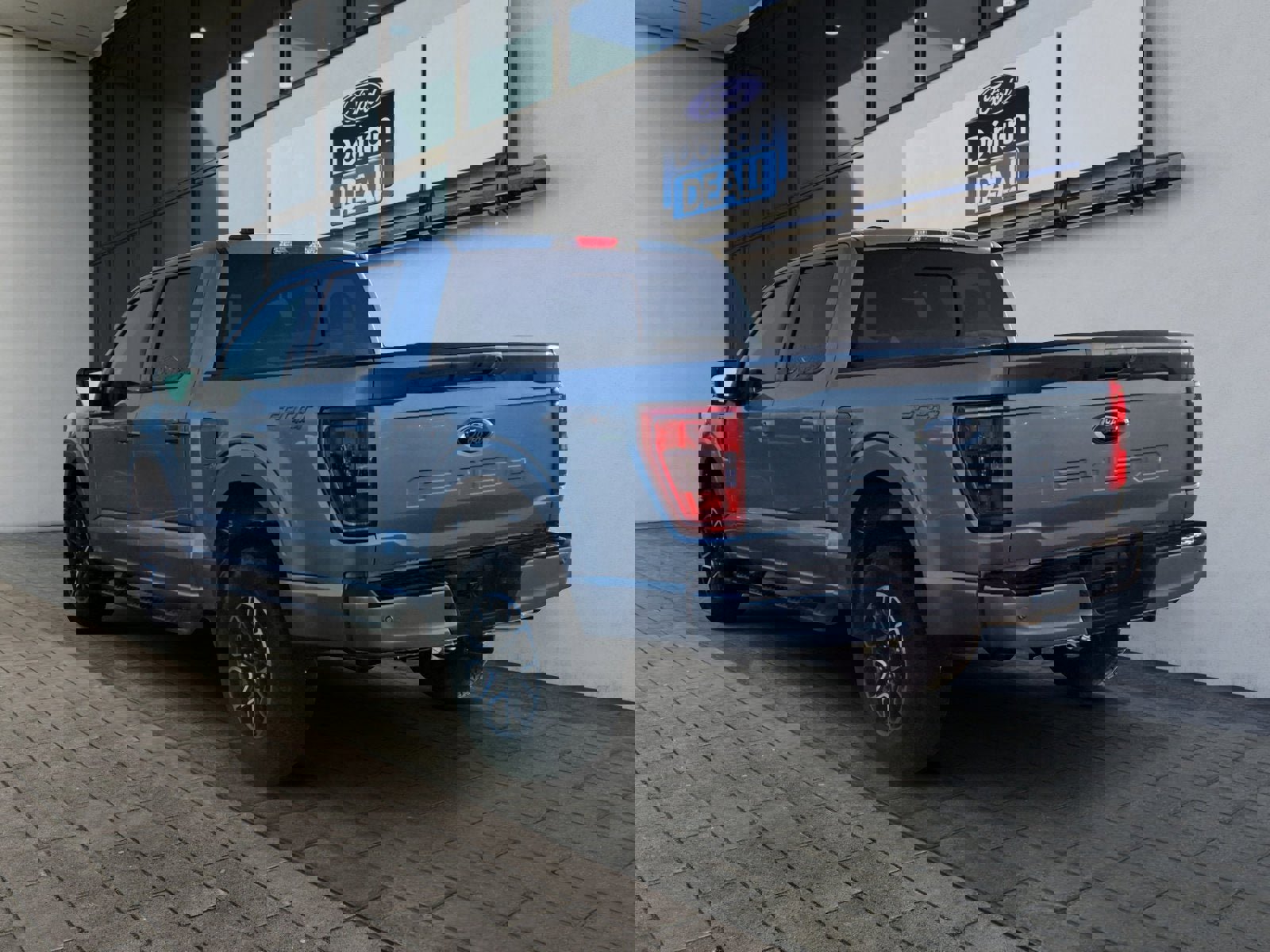 Certified 2023 Ford F150 XLT w/ Equipment Group 302A High image 5