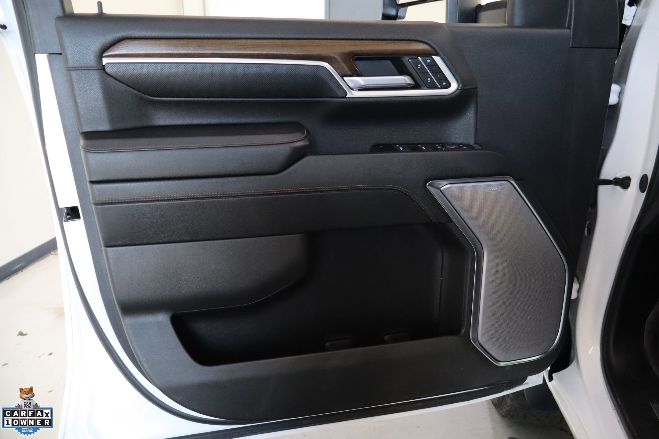 Used 2024 Chevrolet Silverado 3500 High Country w/ High Country Premium Package image 13