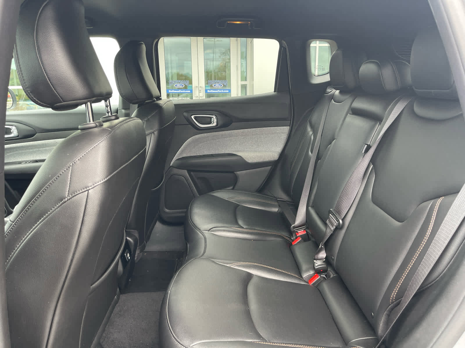 Used 2023 Jeep Compass Latitude AWD/4WD image 9
