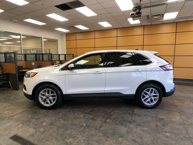 Certified 2024 Ford Edge SEL w/ Convenience Package AWD/4WD image 4