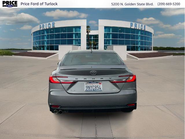 Used 2025 Toyota Camry SE w/ Convenience Package FWD image 6