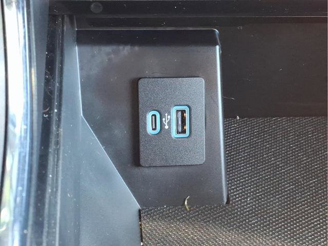 Certified 2024 Ford F150 Lariat w/ FX4 Off-Road Package image 18