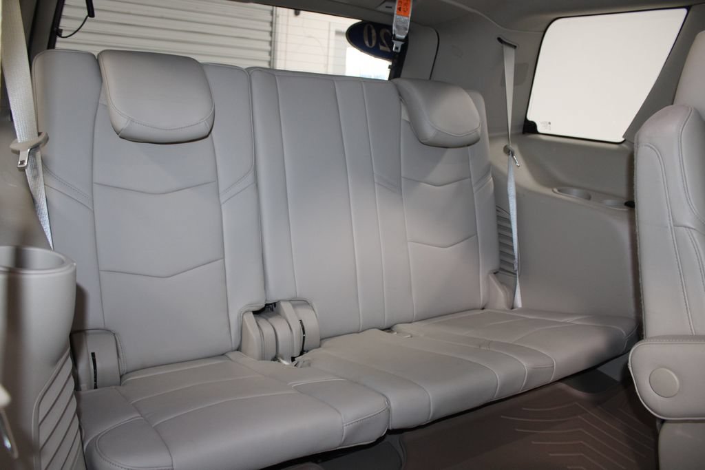 Used 2020 Cadillac Escalade Premium Luxury AWD/4WD image 35