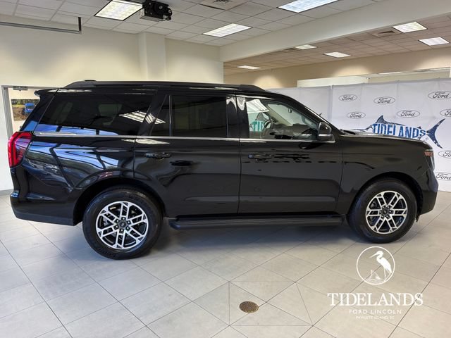 Certified 2025 Ford Expedition Active RWD image 10