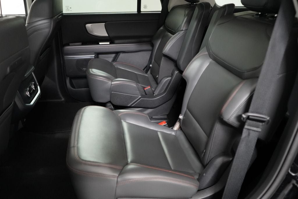 Certified 2025 Ford Expedition Active AWD/4WD image 19