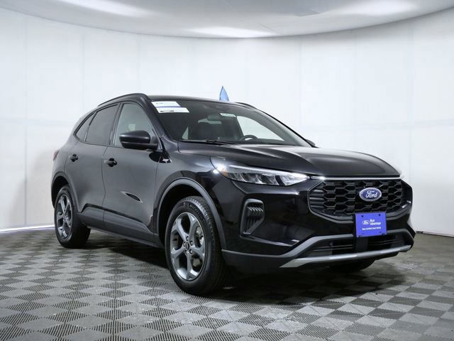 Certified 2025 Ford Escape ST-Line image 5