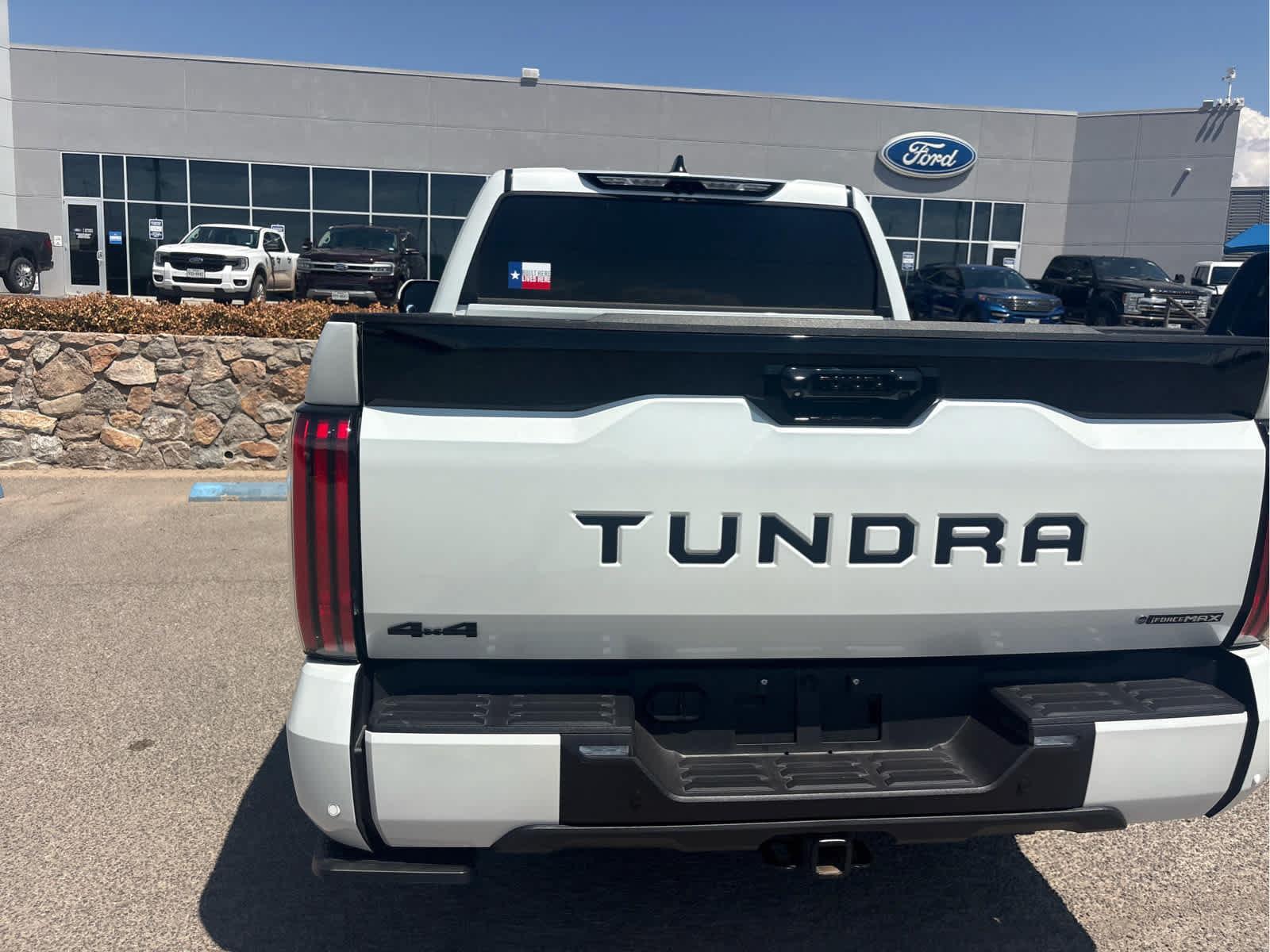 Used 2026 Toyota Tundra Platinum w/ TRD Off-Road Package AWD/4WD image 39