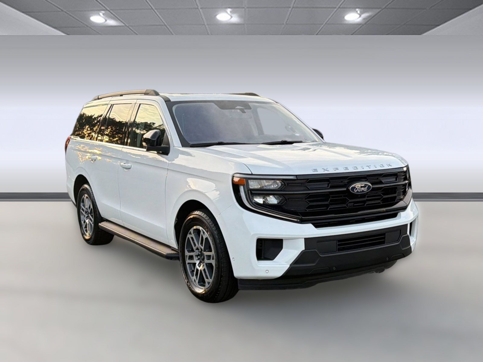 Certified 2025 Ford Expedition Active AWD/4WD image 7