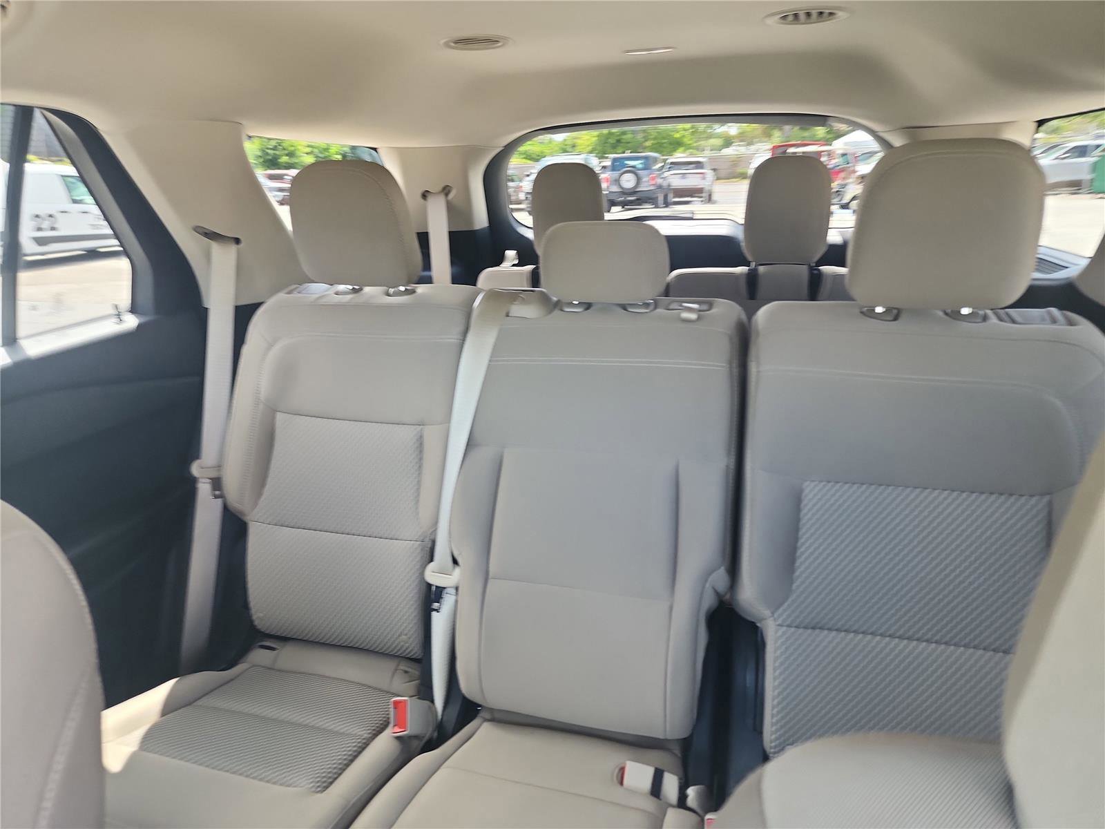 Certified 2021 Ford Explorer 2WD image 18