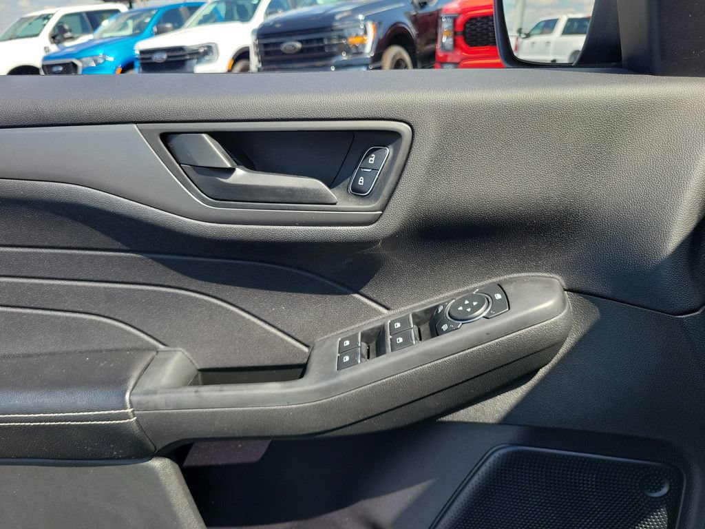 Certified 2023 Ford Escape Active AWD/4WD image 20