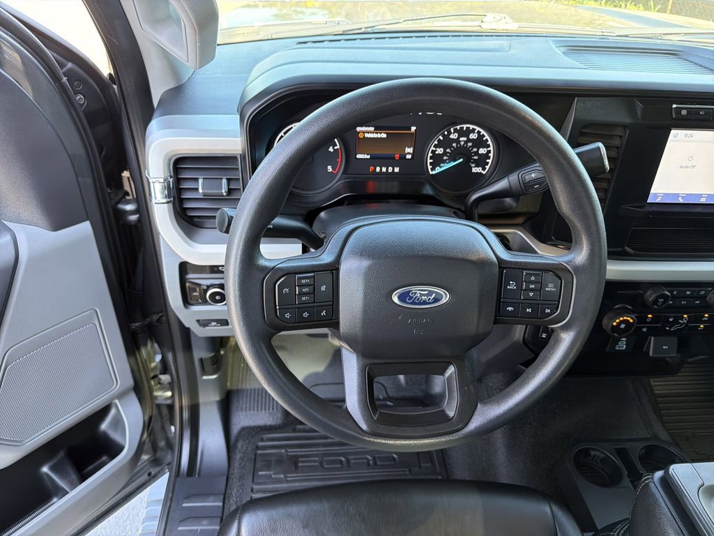 Certified 2024 Ford F350 XLT w/ 360-Degree Camera Package AWD/4WD image 12