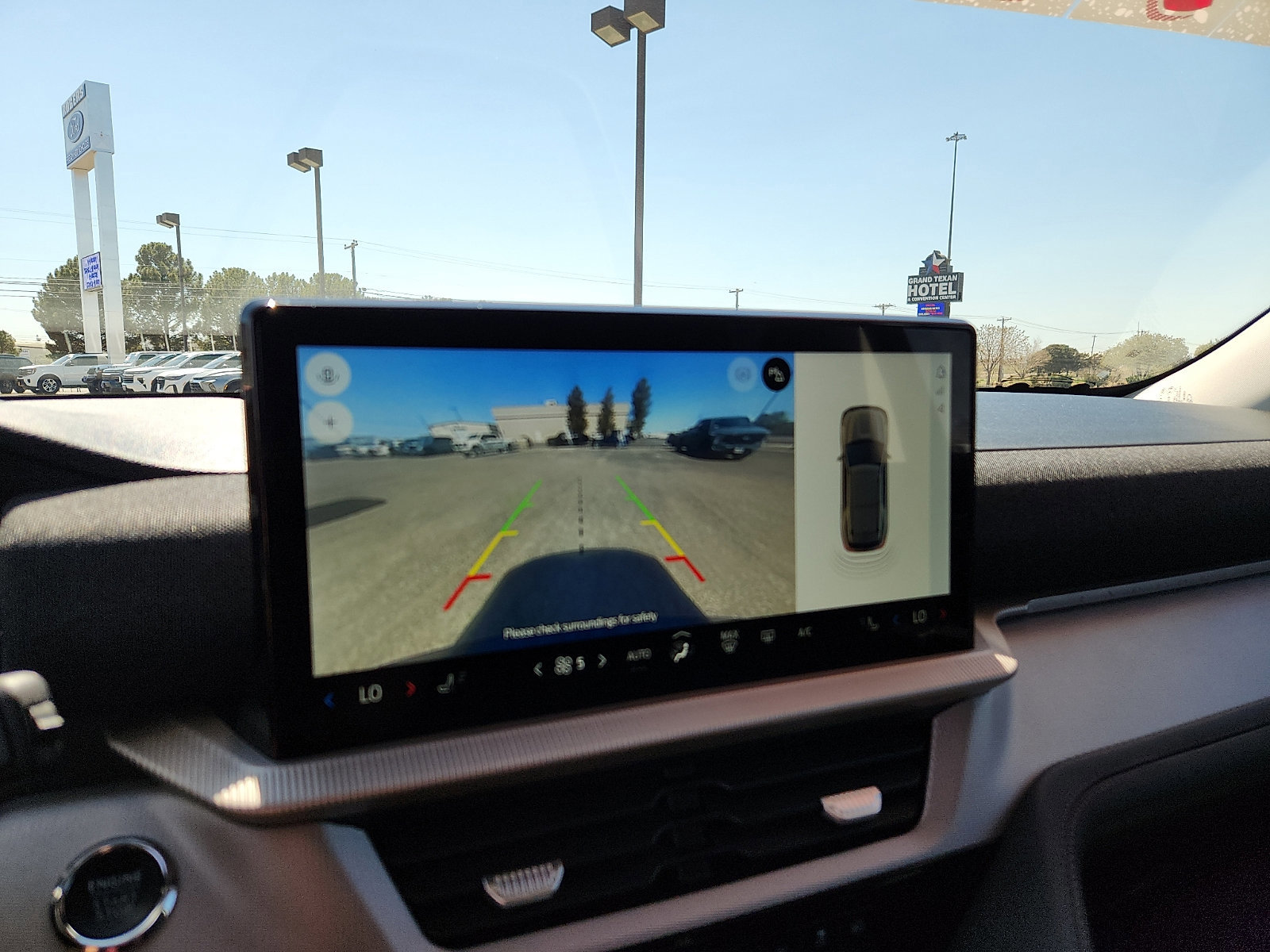 Certified 2025 Ford Explorer Active image 11