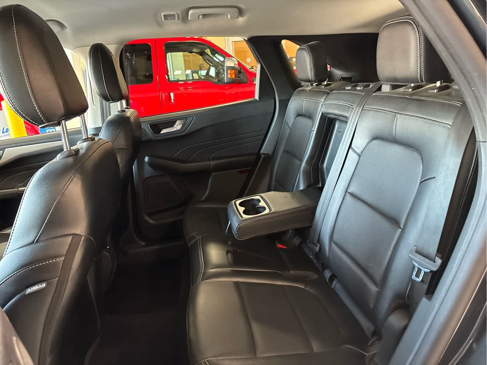 Certified 2022 Ford Escape SEL w/ Technology Package AWD/4WD image 32