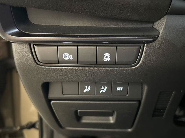 Used 2024 MAZDA MAZDA3 s AWD/4WD image 19