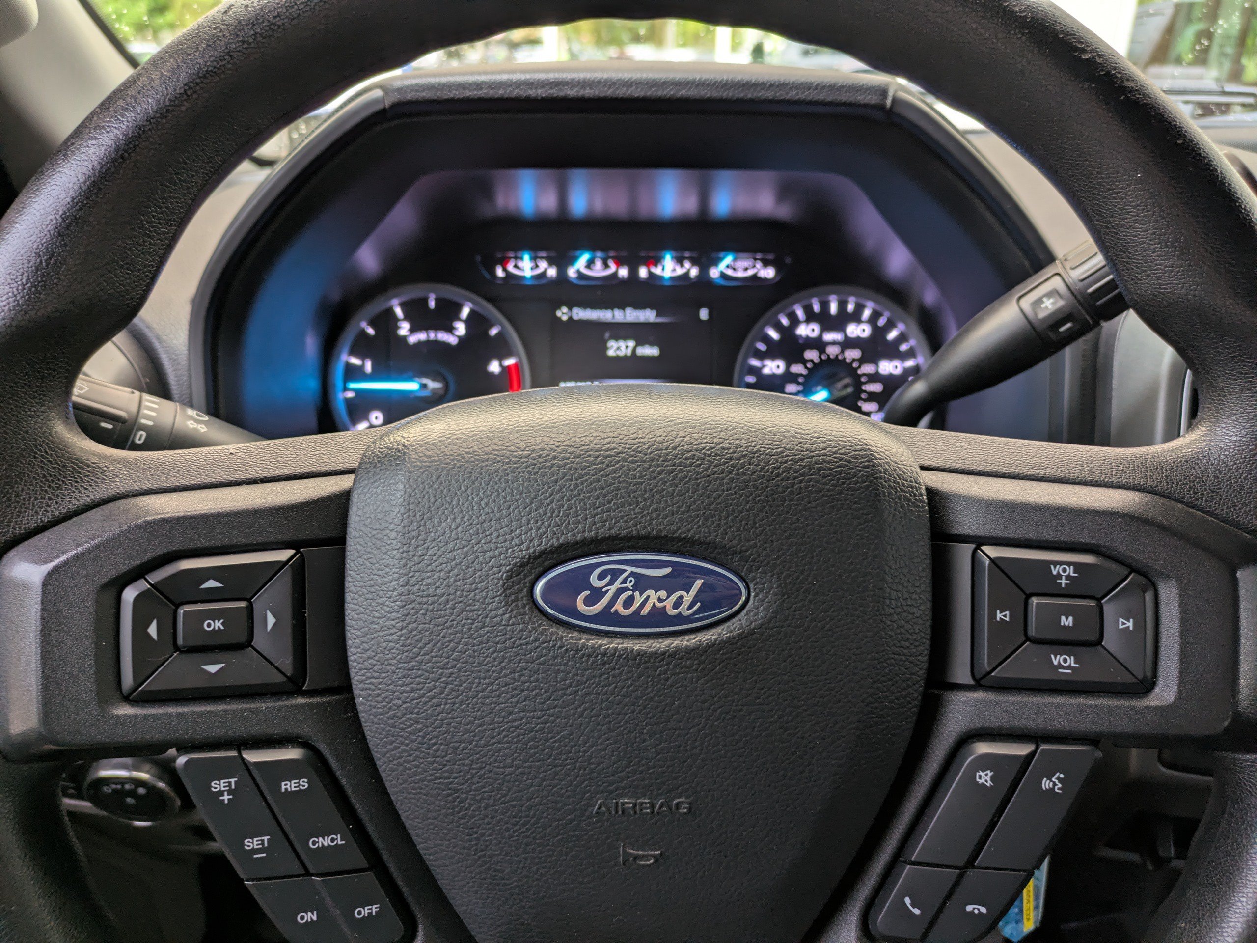 Certified 2019 Ford F350 XLT w/ XLT Premium Package AWD/4WD image 25