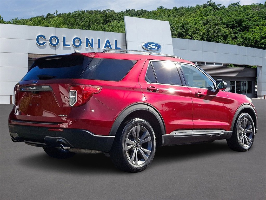 Certified 2021 Ford Explorer XLT w/ Equipment Group 202A image 4