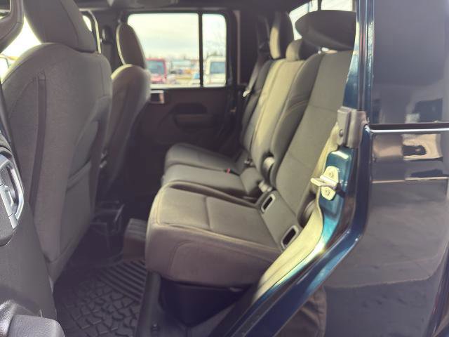 Used 2025 Jeep Gladiator Sport image 23