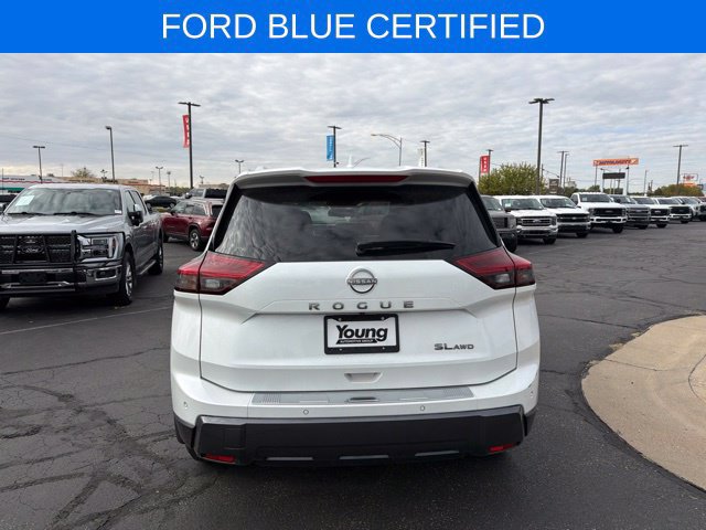 Used 2025 Nissan Rogue SL w/ SL Premium Package AWD/4WD image 7