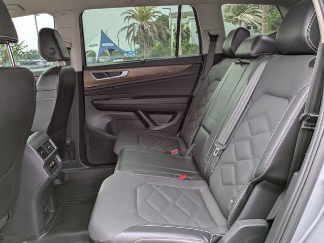 Used 2024 Volkswagen Atlas SE FWD image 14