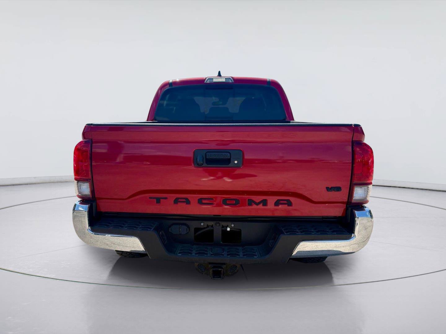 Used 2023 Toyota Tacoma SR5 RWD image 4
