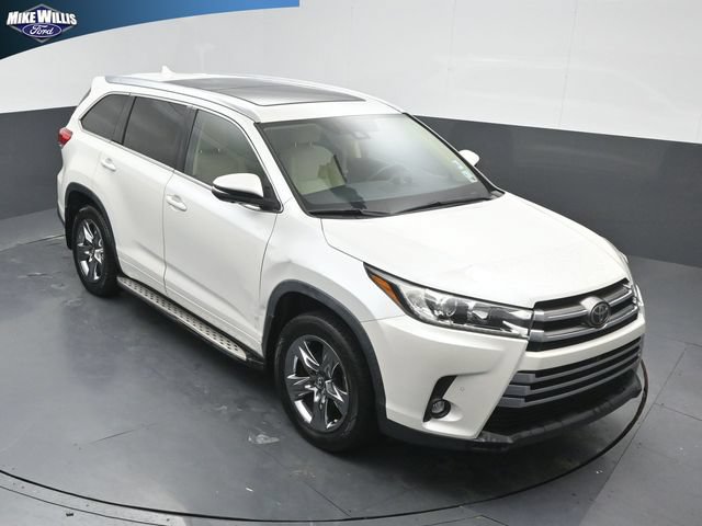 Used 2019 Toyota Highlander Limited Platinum FWD image 9