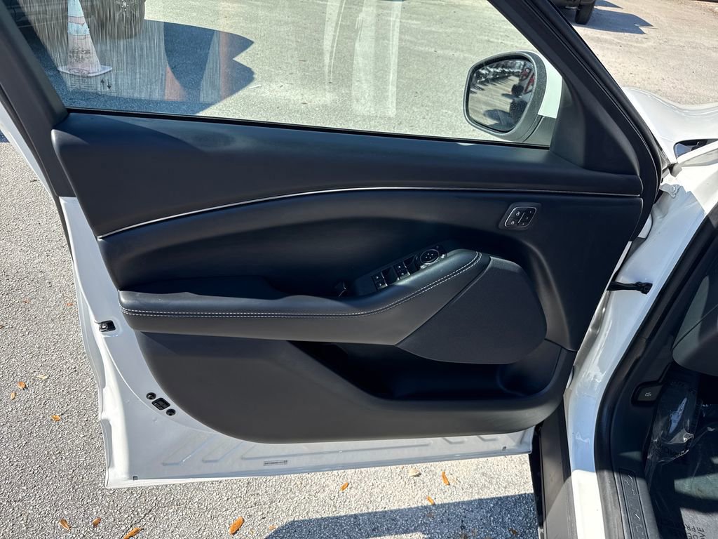 Certified 2022 Ford Mustang Mach-E Select w/ Comfort/Technology Package image 13