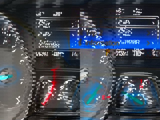 Certified 2018 Ford Escape Titanium w/ Ford Safe & Smart Package image 23