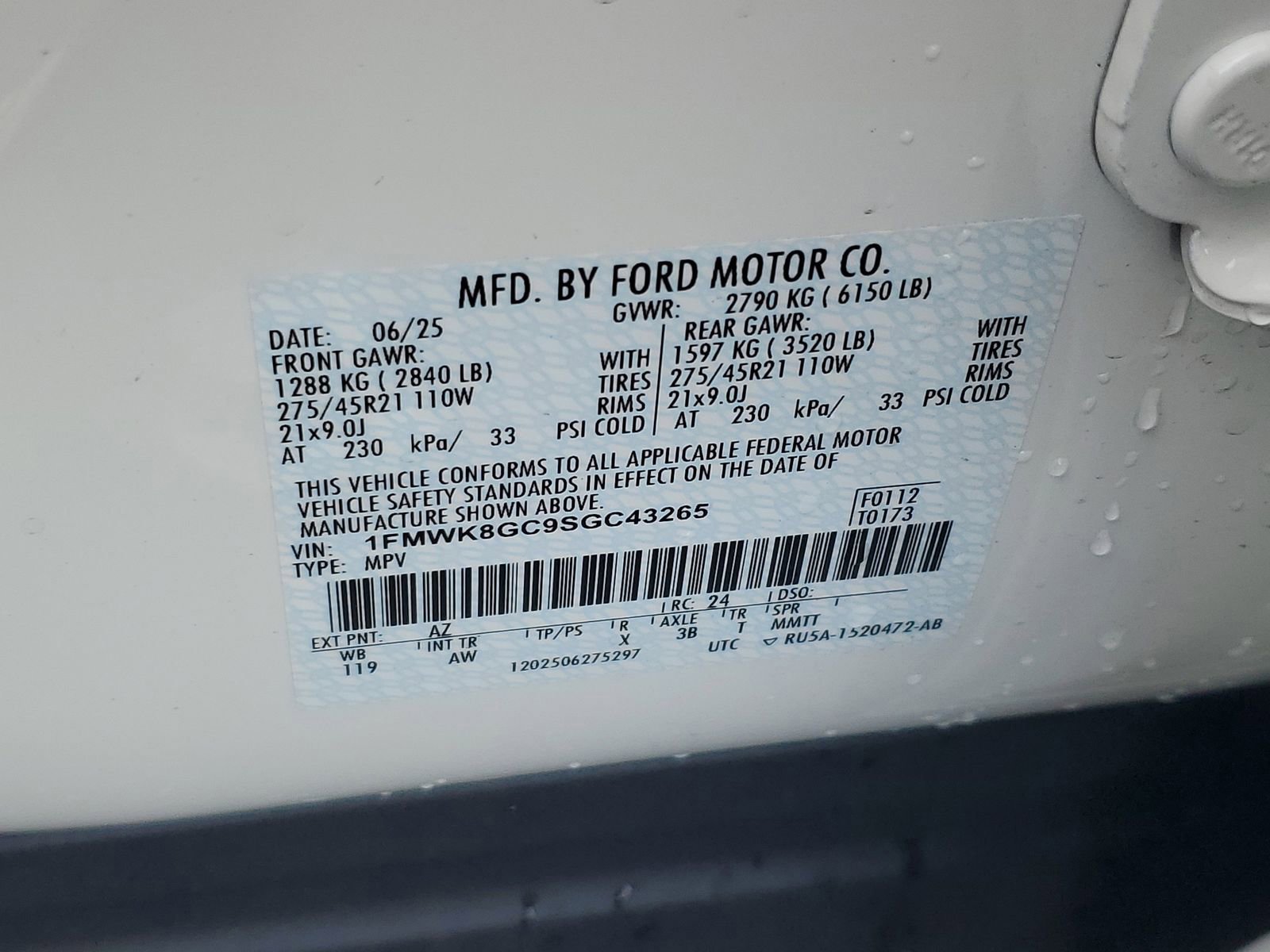 Certified 2025 Ford Explorer ST w/ Sun And Sound Package image 34