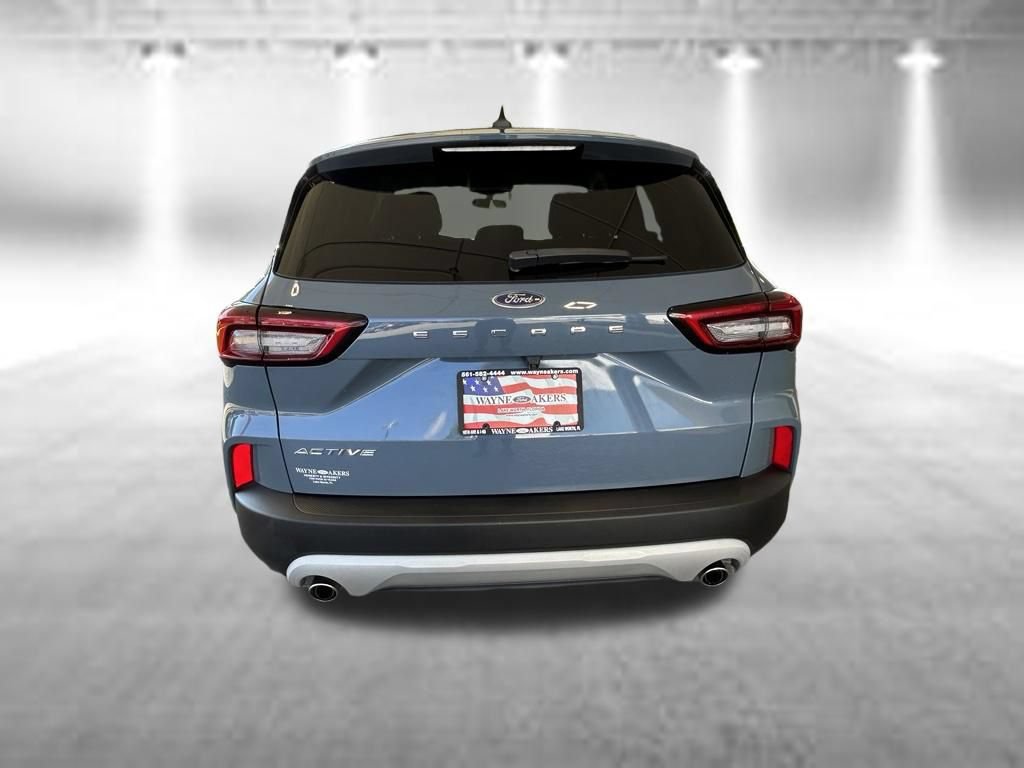 Certified 2023 Ford Escape Active FWD image 5