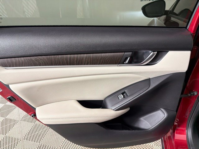 Used 2021 Honda Accord EX-L image 28