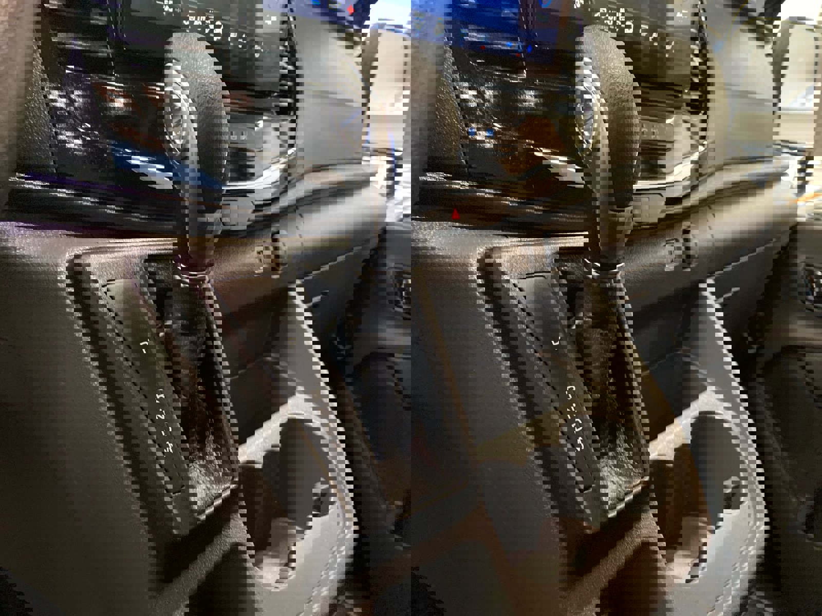 Certified 2024 Ford Transit 350 XLT image 23