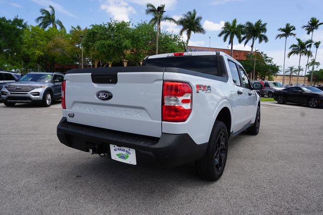 Certified 2025 Ford Maverick XLT w/ XLT Luxury Package AWD/4WD image 3