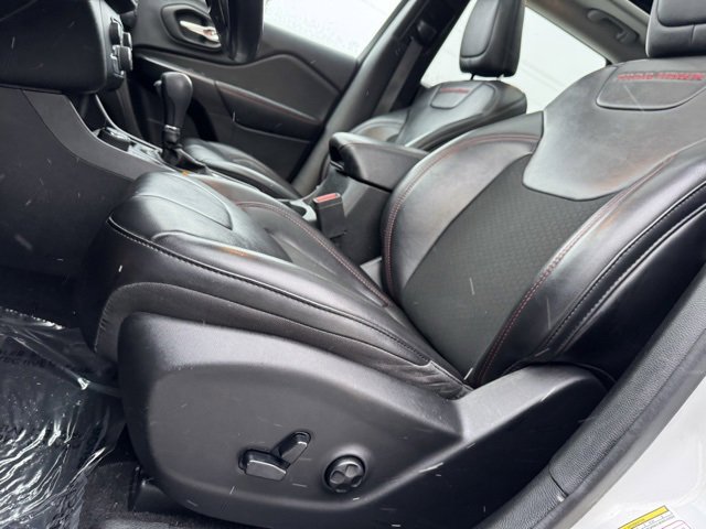 Used 2021 Jeep Cherokee Trailhawk w/ Sun, Sound & Nav Group image 7