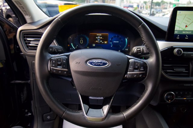 Certified 2021 Ford Escape SEL w/ Technology Package AWD/4WD image 20
