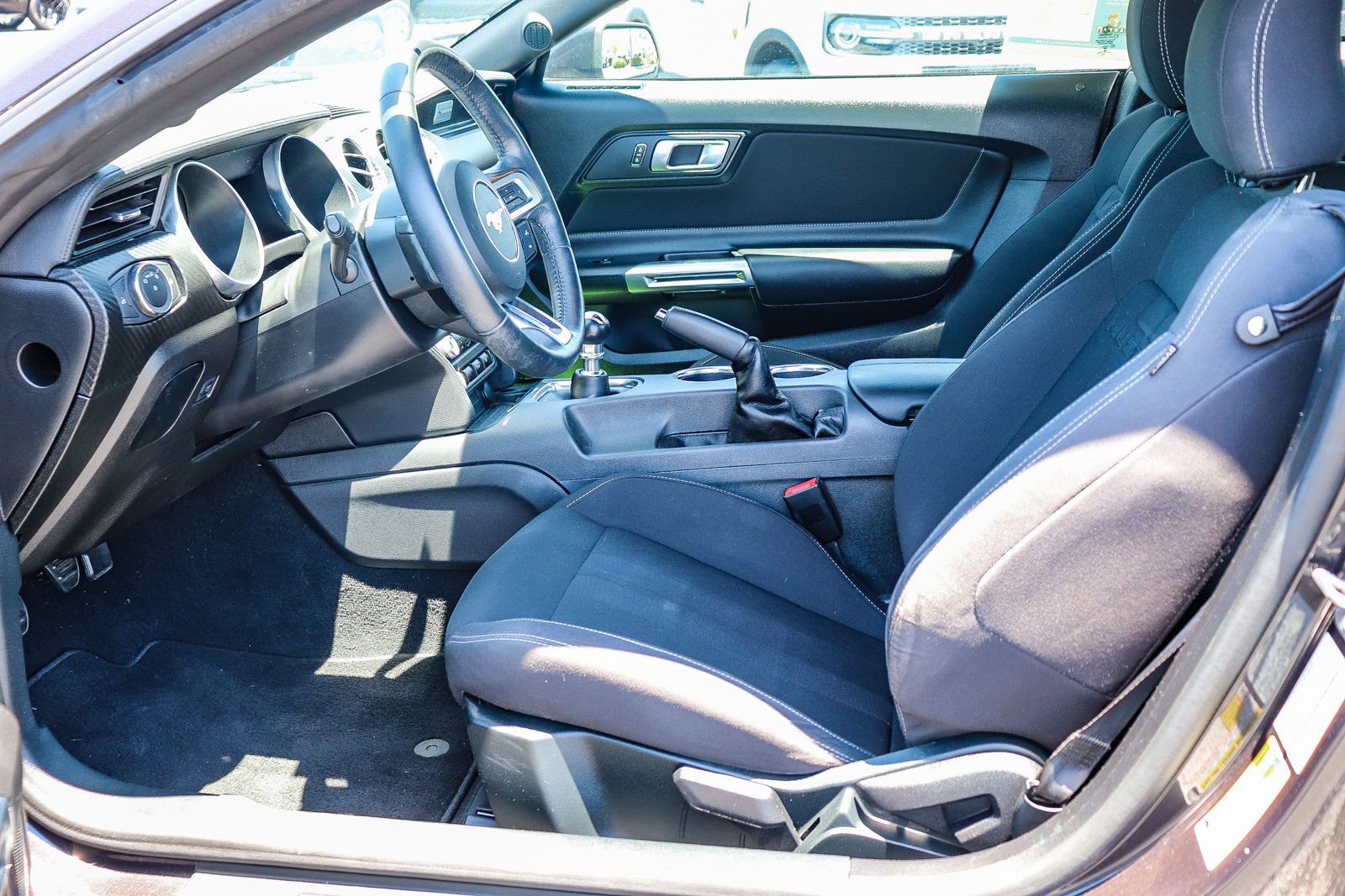 Certified 2023 Ford Mustang Coupe RWD image 18