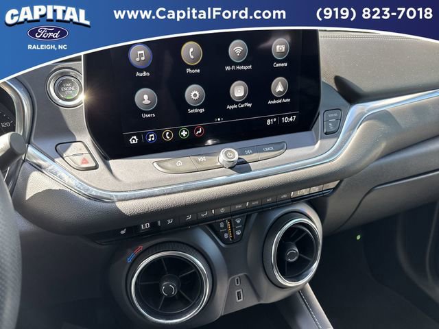 Used 2025 Chevrolet Blazer LT AWD/4WD image 26