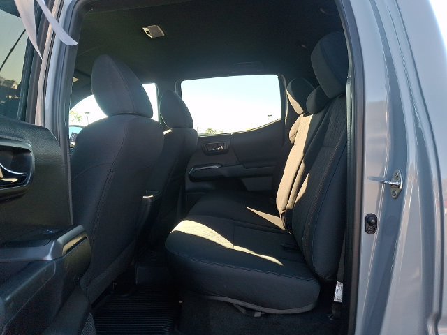 Used 2019 Toyota Tacoma TRD Off-Road AWD/4WD image 11