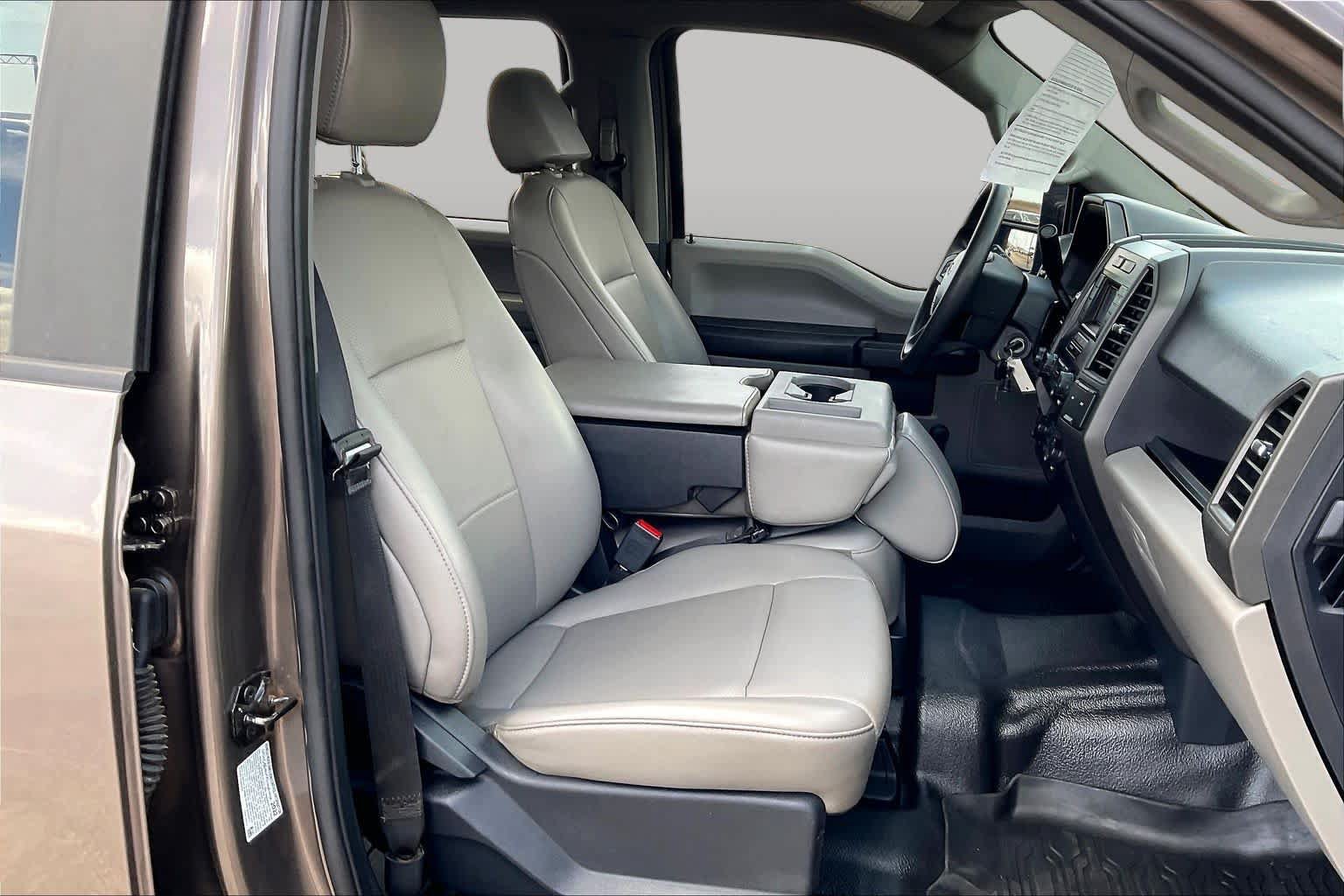 Certified 2022 Ford F350 XL w/ STX Appearance Package AWD/4WD image 8