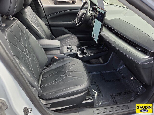 Certified 2023 Ford Mustang Mach-E Select RWD image 15