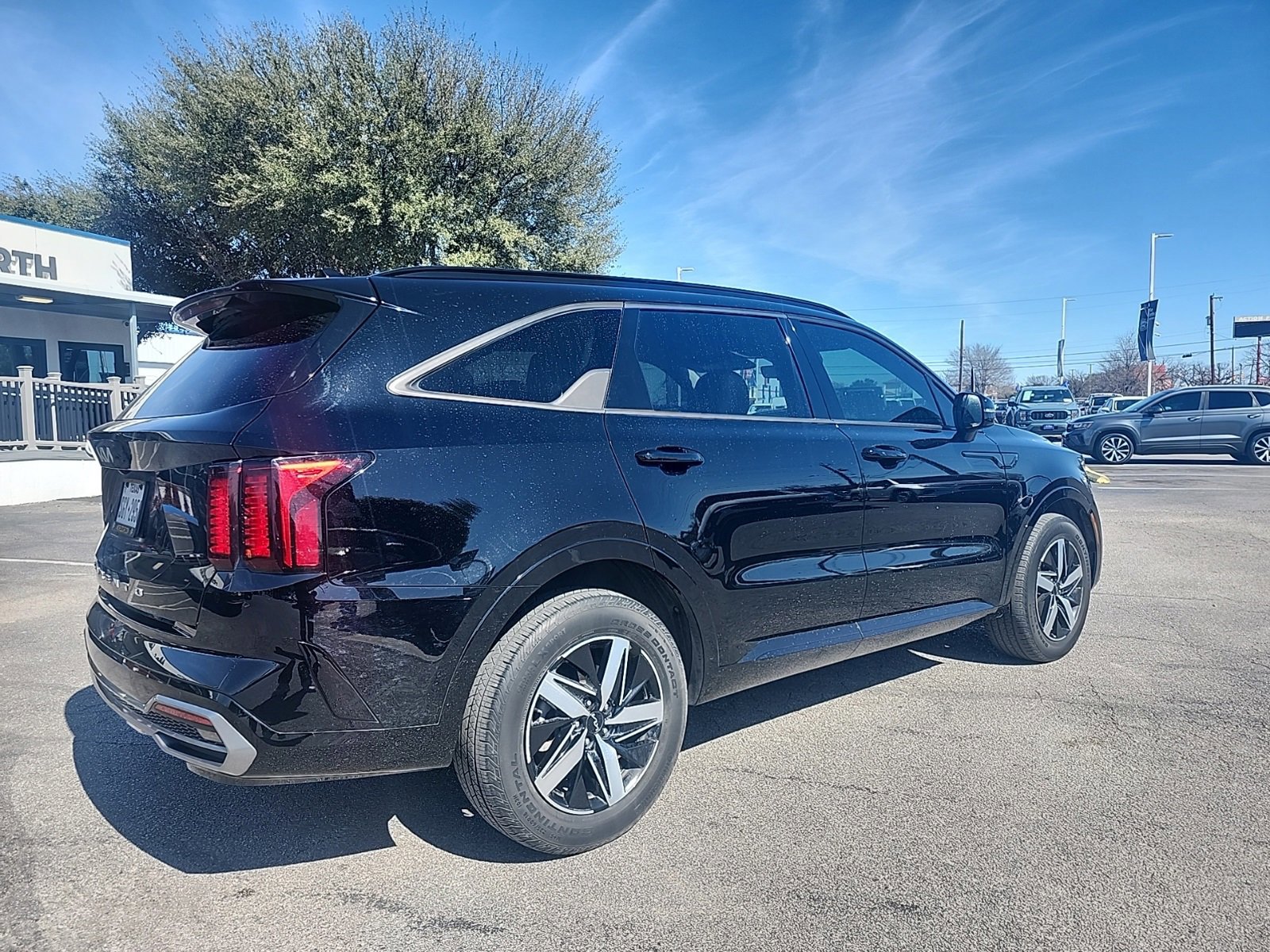 Used 2022 Kia Sorento S image 3