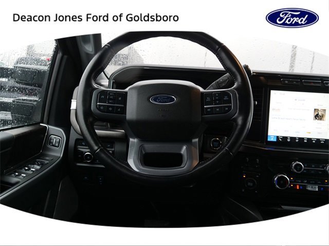 Certified 2023 Ford F250 Lariat w/ Sport Appearance Package image 18