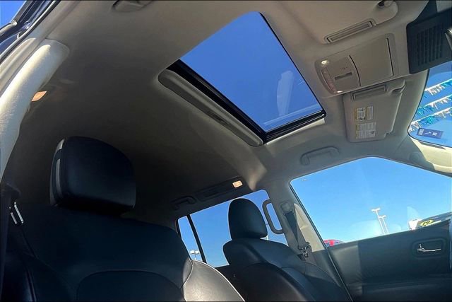 Used 2023 Nissan Armada SL image 22