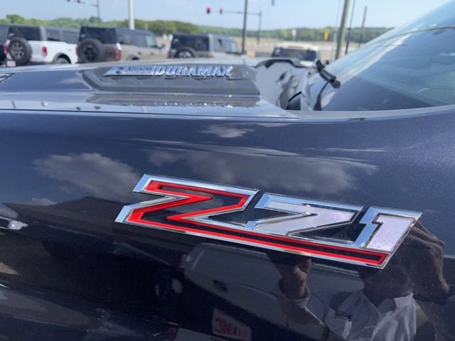 Used 2024 Chevrolet Silverado 2500 LTZ w/ LTZ Plus Package AWD/4WD image 13