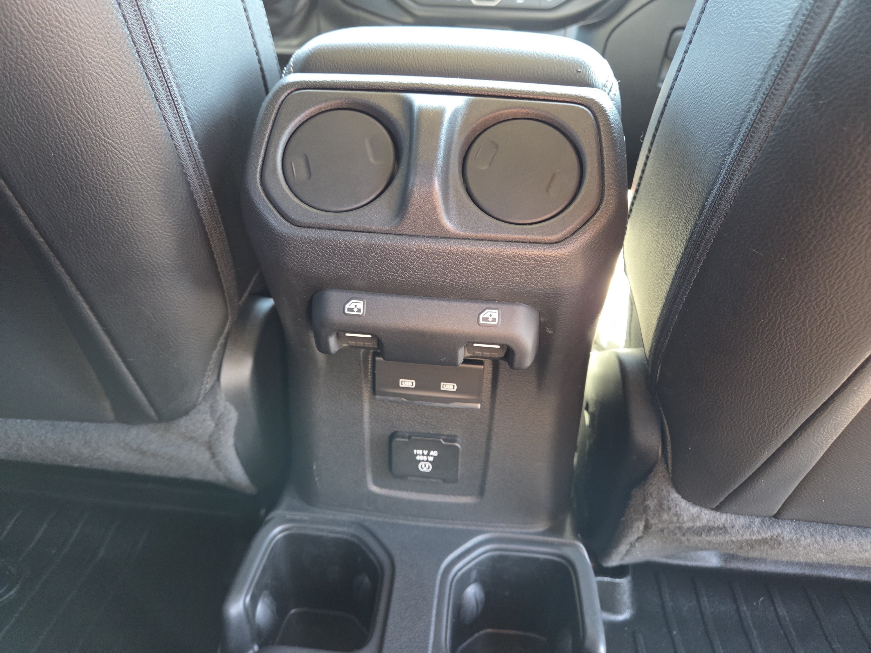 Used 2022 Jeep Gladiator Overland w/ Popular Equipment Package AWD/4WD image 30