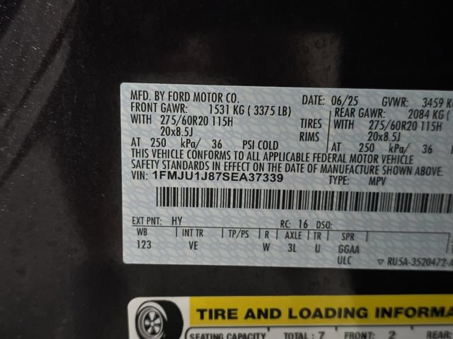 Certified 2025 Ford Expedition Active AWD/4WD image 10