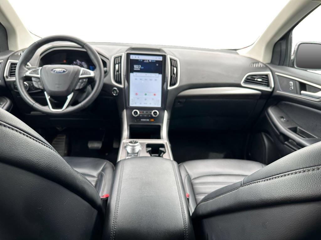 Certified 2024 Ford Edge SEL w/ Convenience Package AWD/4WD image 19
