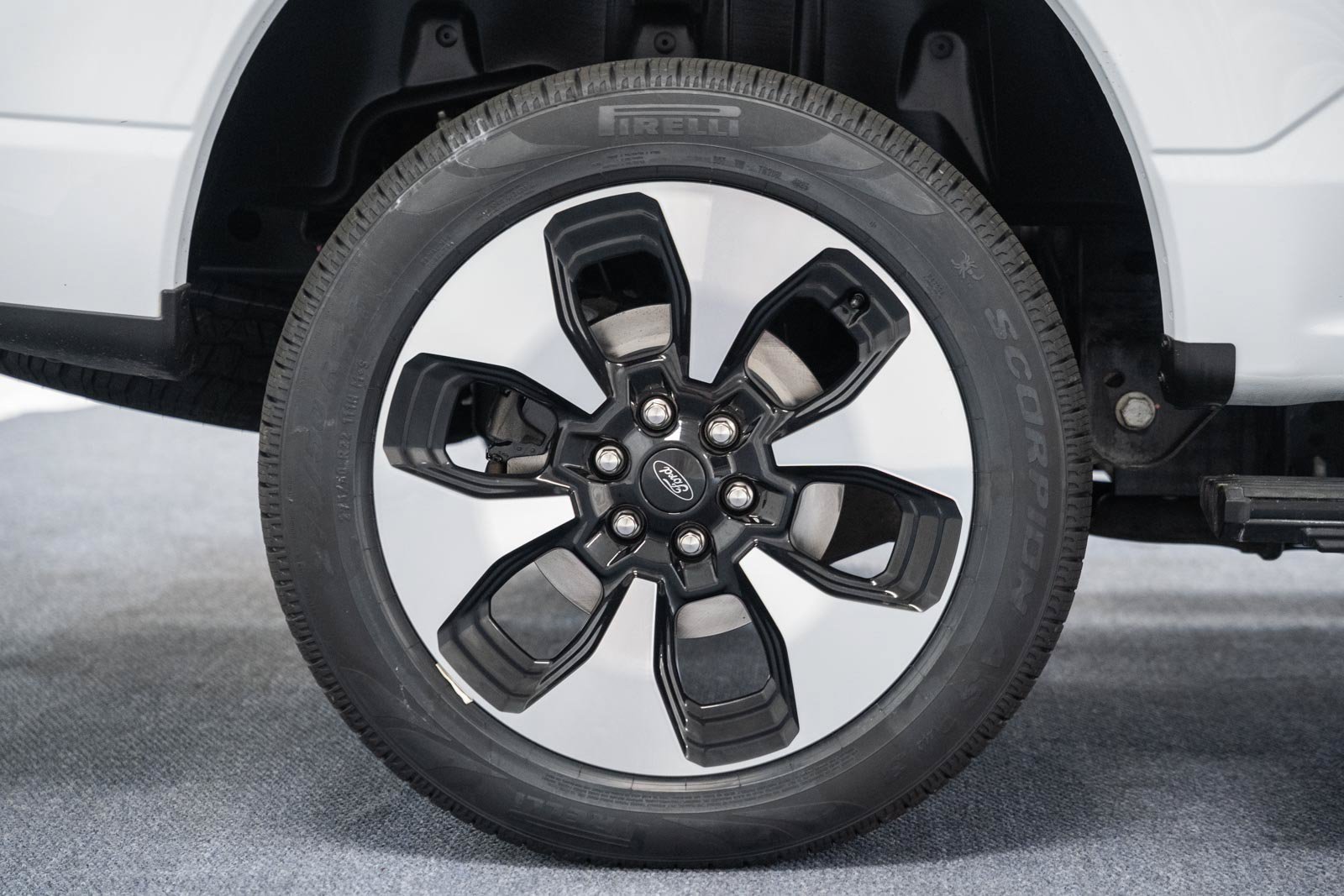 Certified 2023 Ford F150 Lightning Platinum AWD/4WD image 19